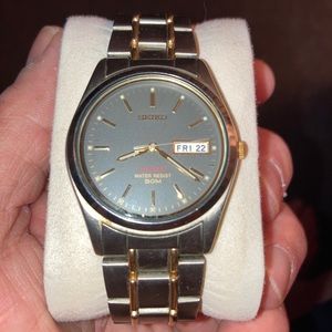 Seiko Titanium 7N43-9069.